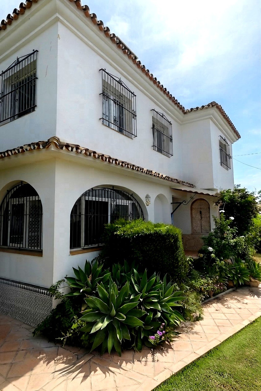 Calle Almendro 144 - Front facade, Bello Horizonte